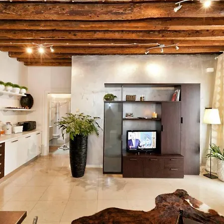 Sofia & Marilyn Castelfranco Veneto