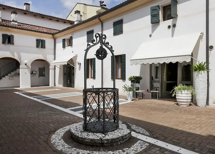 Sofia & Marilyn Apartment *