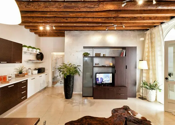 Sofia & Marilyn Castelfranco Veneto