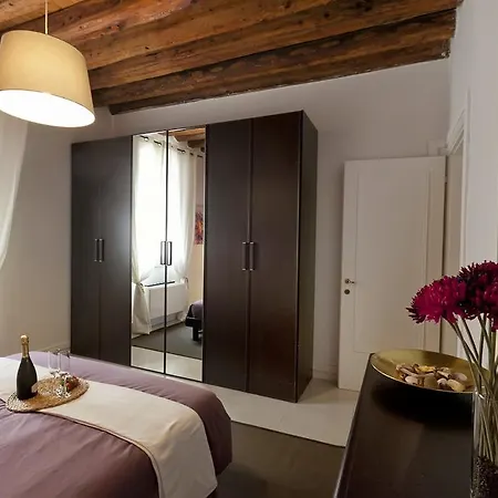 Sofia & Marilyn * Castelfranco Veneto